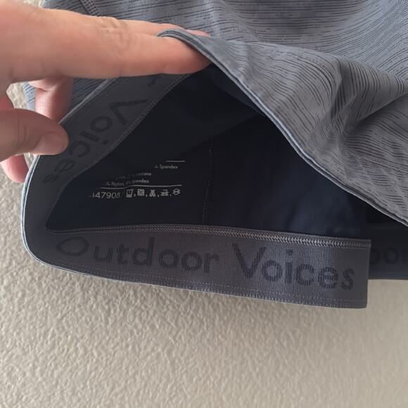 Outdoor Voices Key Sports Bra in Gray Size Medium - Picture 2 of 6